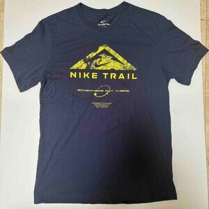 Nike Dri-FIT Men's Trail Running T-Shirt - Navy Blue - Size Small